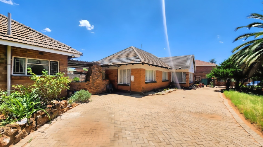 3 Bedroom Property for Sale in Stilfontein Ext 3 North West